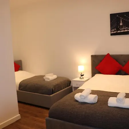 Modern Newgate Apartments - Convenient Location, Close To All Local Amenities Stoke-on-Trent Exterior photo